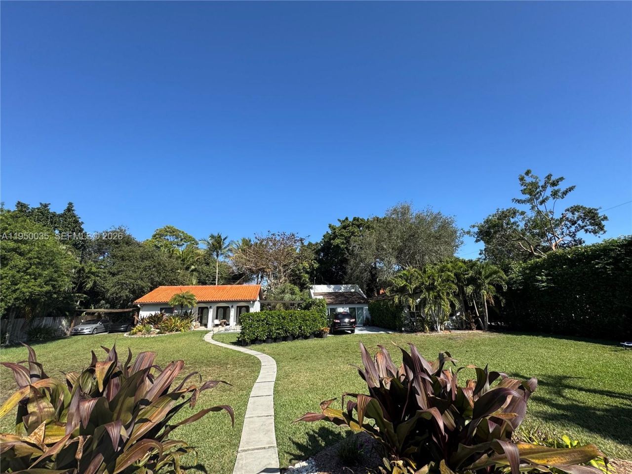 7925 SW 124th St , Pinecrest, FL 33156 Photo