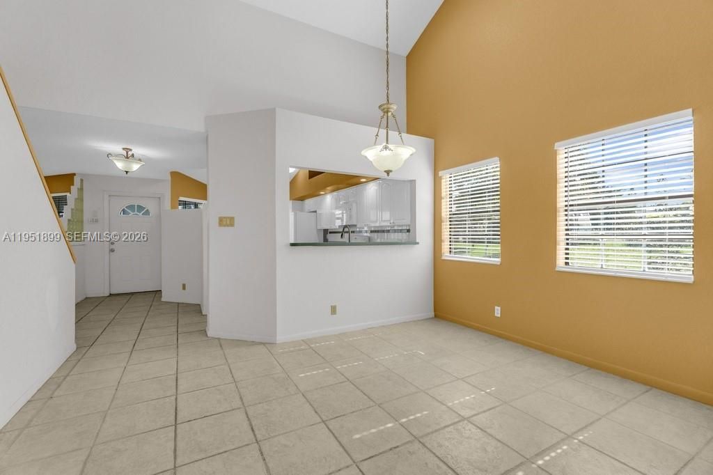 8209 Waterford Ave, Tamarac, FL 33321 Photo
