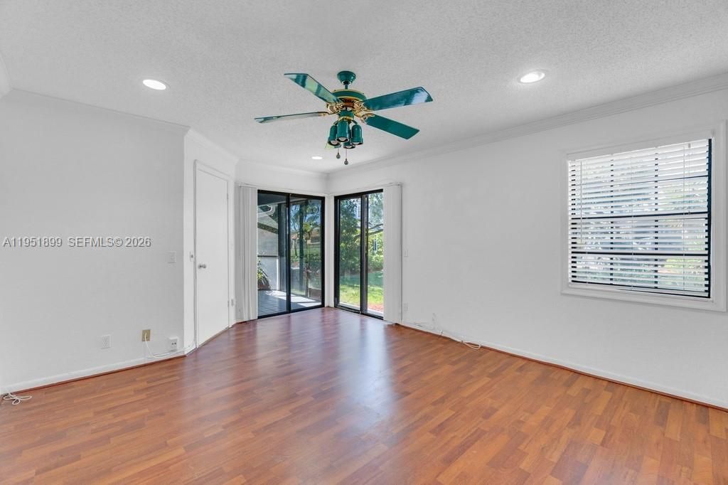 8209 Waterford Ave, Tamarac, FL 33321 Photo