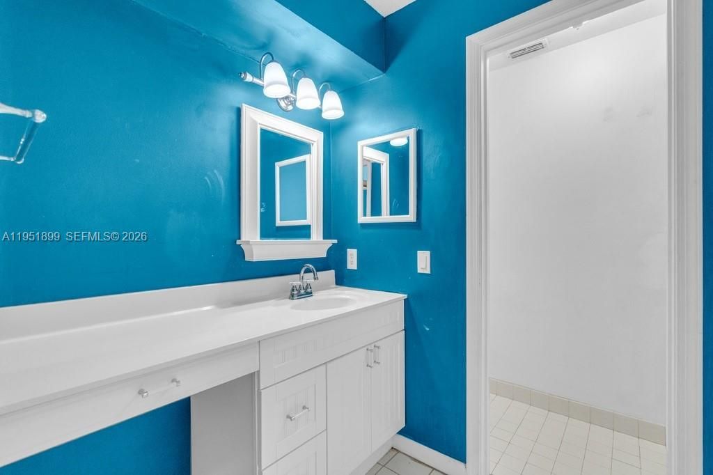 8209 Waterford Ave, Tamarac, FL 33321 Photo