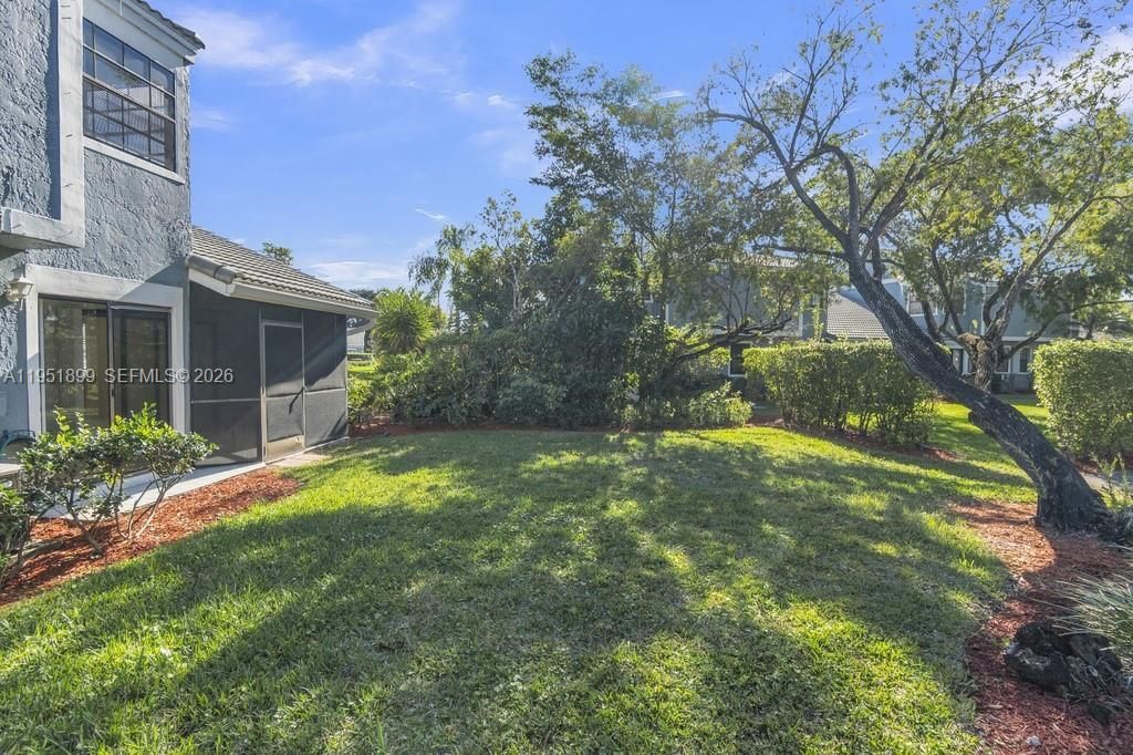 8209 Waterford Ave, Tamarac, FL 33321 Photo