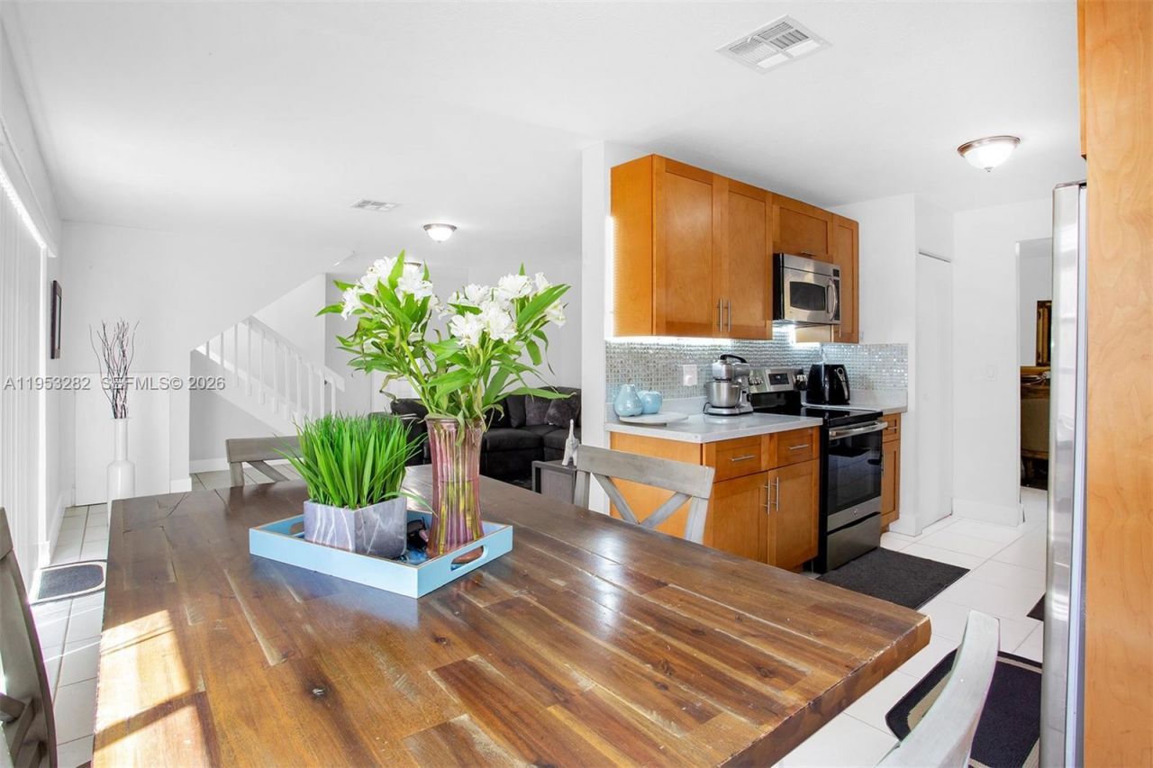 10137 SW 223rd Ter, Cutler Bay, FL 33190 Photo