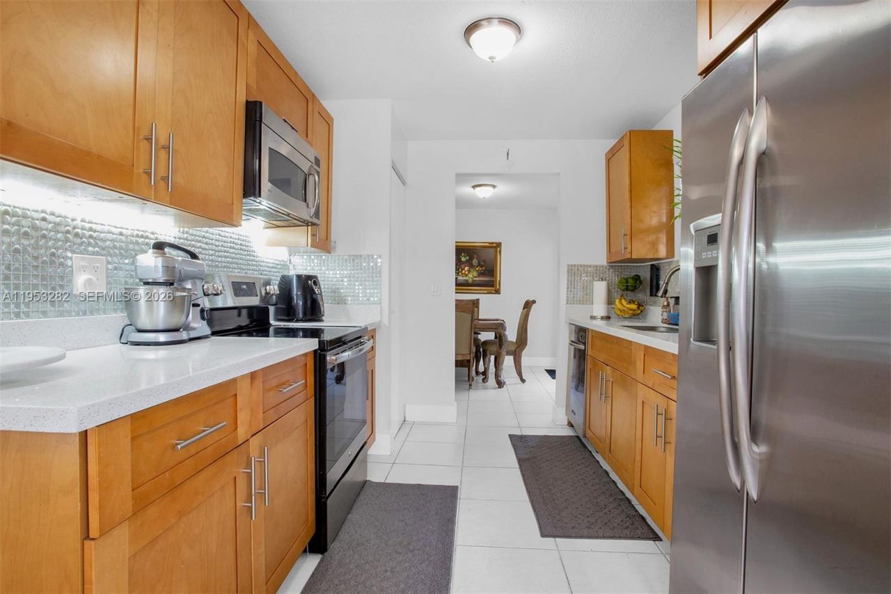 10137 SW 223rd Ter, Cutler Bay, FL 33190 Photo