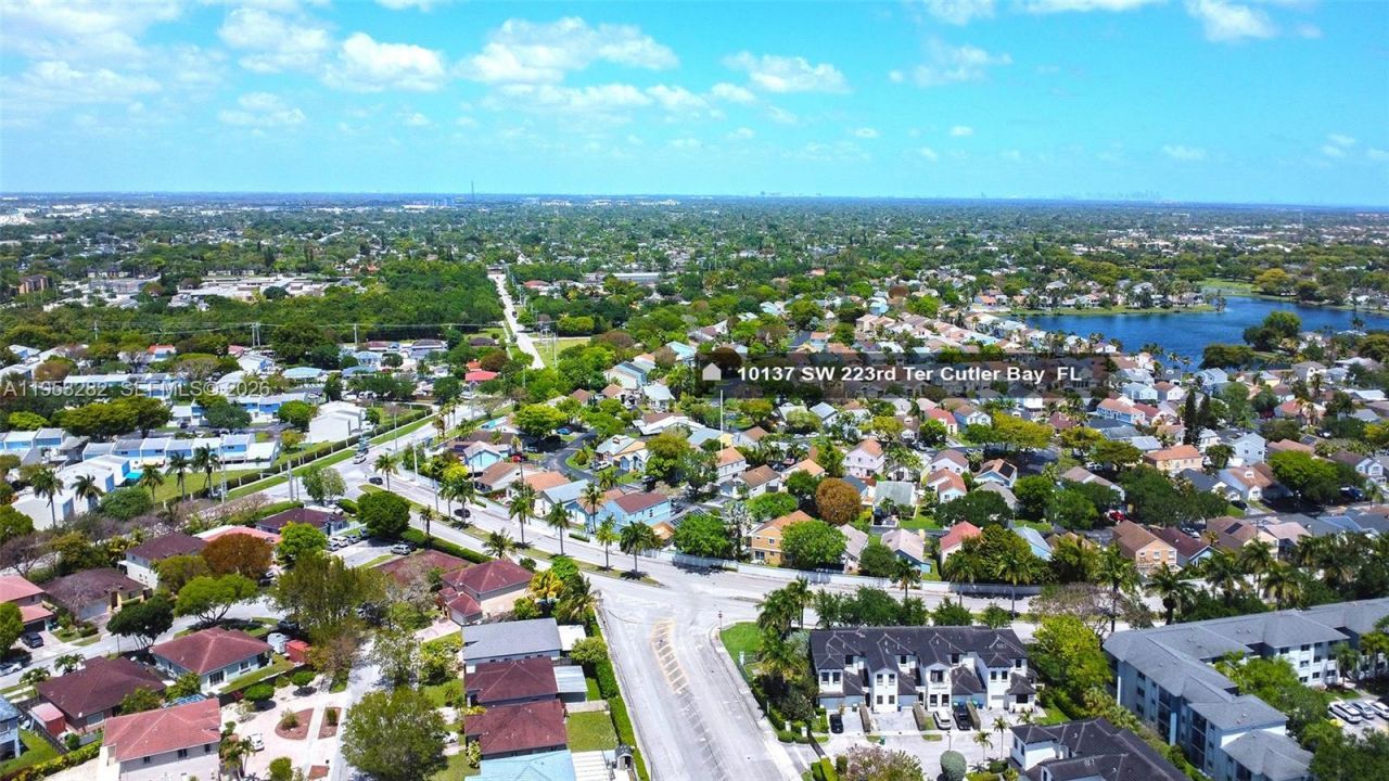 10137 SW 223rd Ter, Cutler Bay, FL 33190 Photo