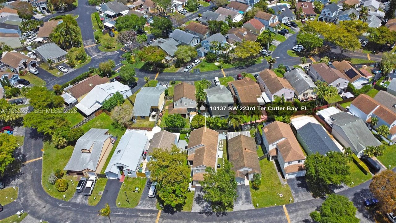 10137 SW 223rd Ter, Cutler Bay, FL 33190 Photo
