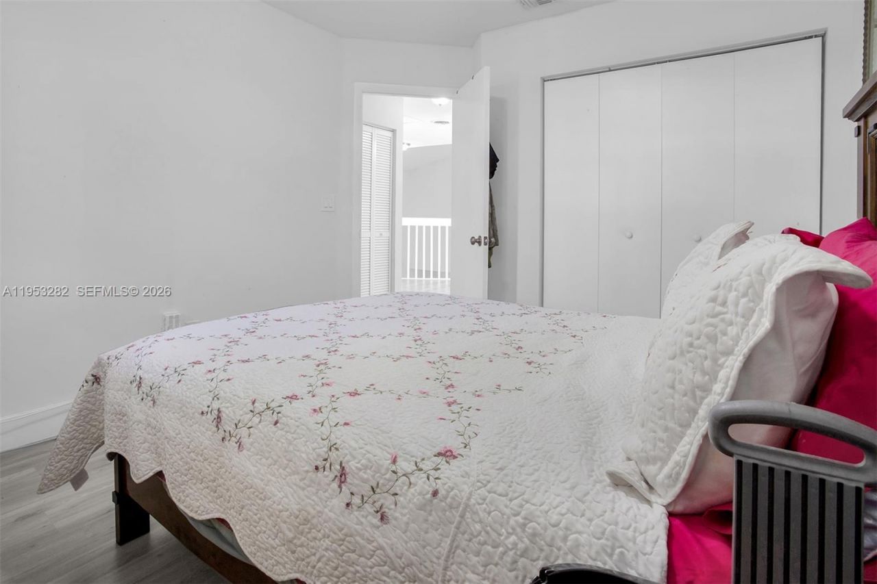 10137 SW 223rd Ter, Cutler Bay, FL 33190 Photo