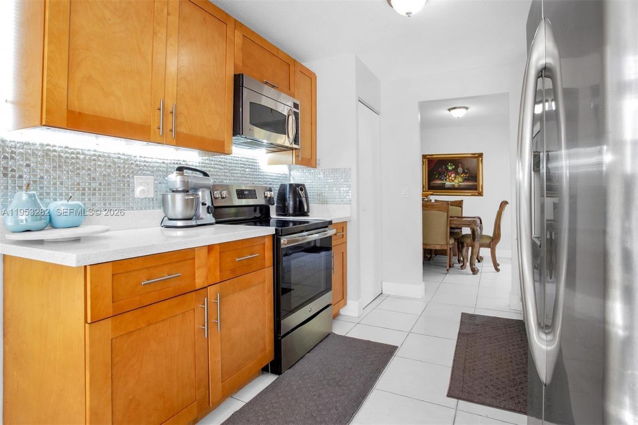 10137 SW 223rd Ter, Cutler Bay, FL 33190 Photo