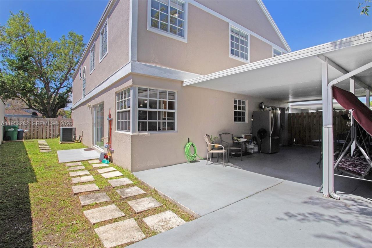 10137 SW 223rd Ter, Cutler Bay, FL 33190 Photo