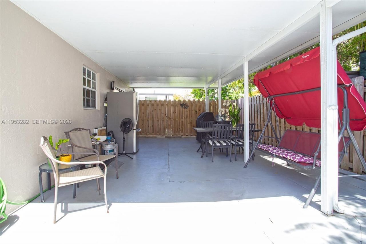 10137 SW 223rd Ter, Cutler Bay, FL 33190 Photo