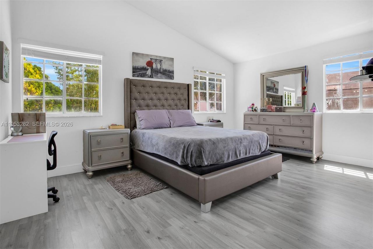 10137 SW 223rd Ter, Cutler Bay, FL 33190 Photo