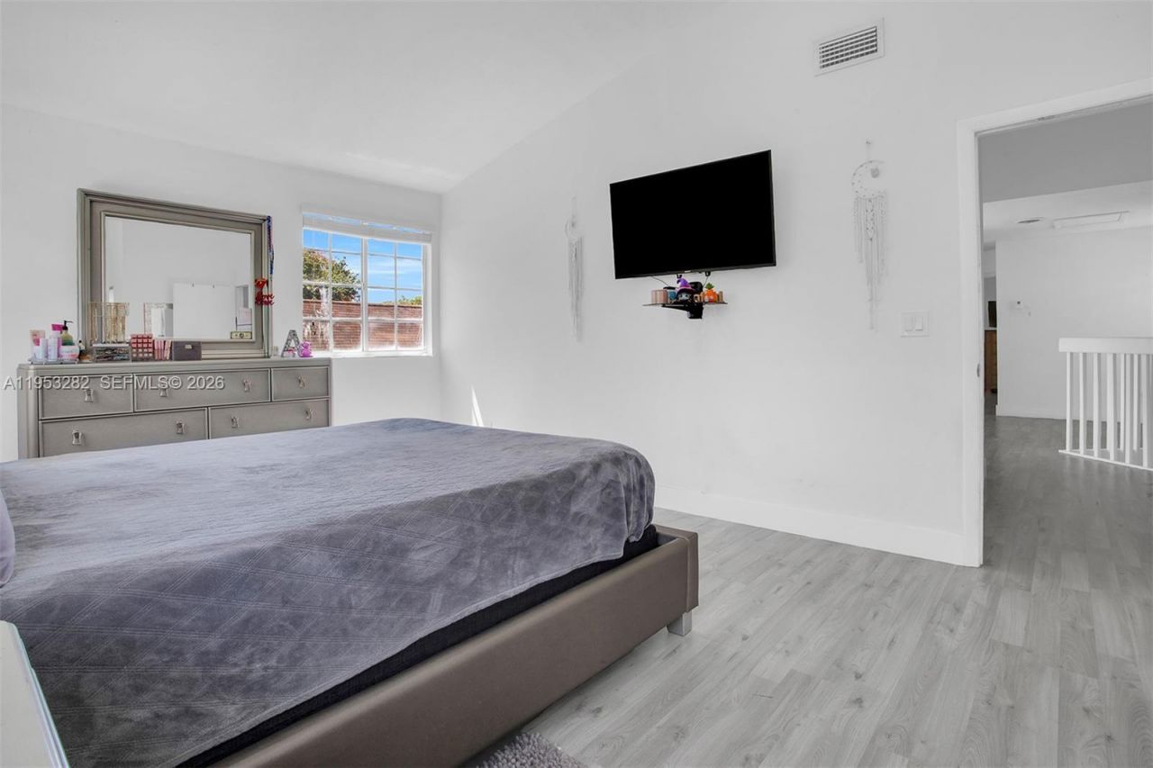 10137 SW 223rd Ter, Cutler Bay, FL 33190 Photo