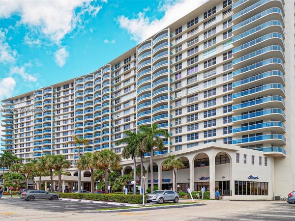 3800 S Ocean Dr, Unit 325, Hollywood, FL 33019