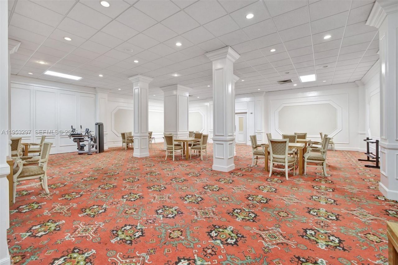 3800 S Ocean Dr, Unit 325, Hollywood, FL 33019 Photo