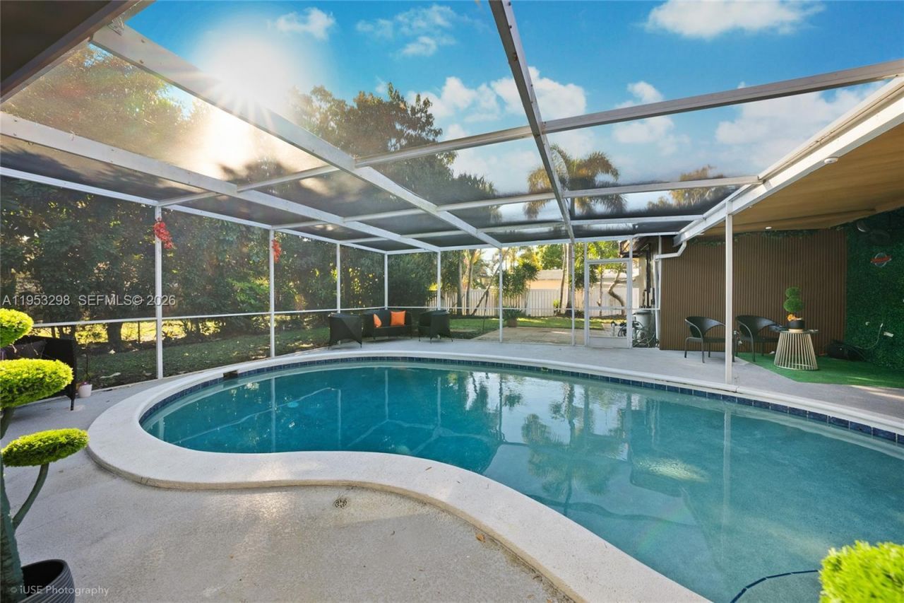 262 SW 54th Ave, Plantation, FL 33317 Photo