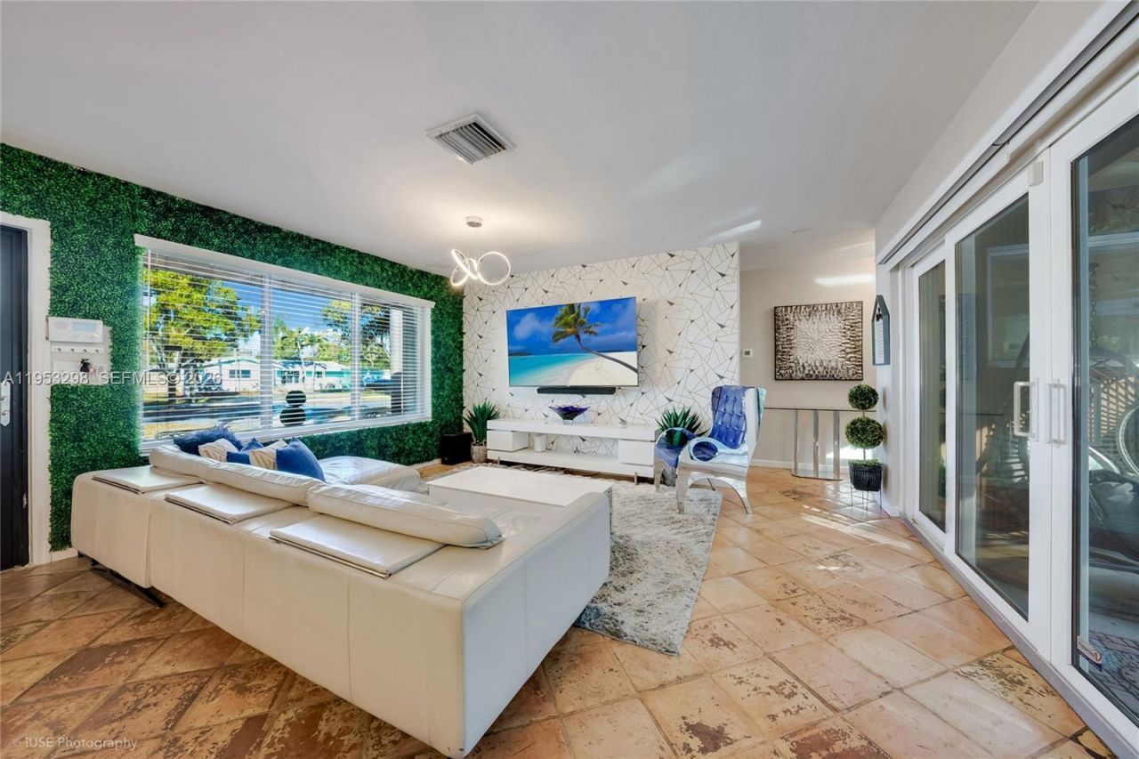 262 SW 54th Ave, Plantation, FL 33317 Photo