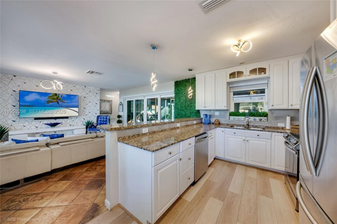 262 SW 54th Ave, Plantation, FL 33317 Photo