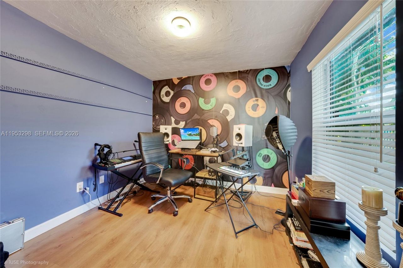 262 SW 54th Ave, Plantation, FL 33317 Photo