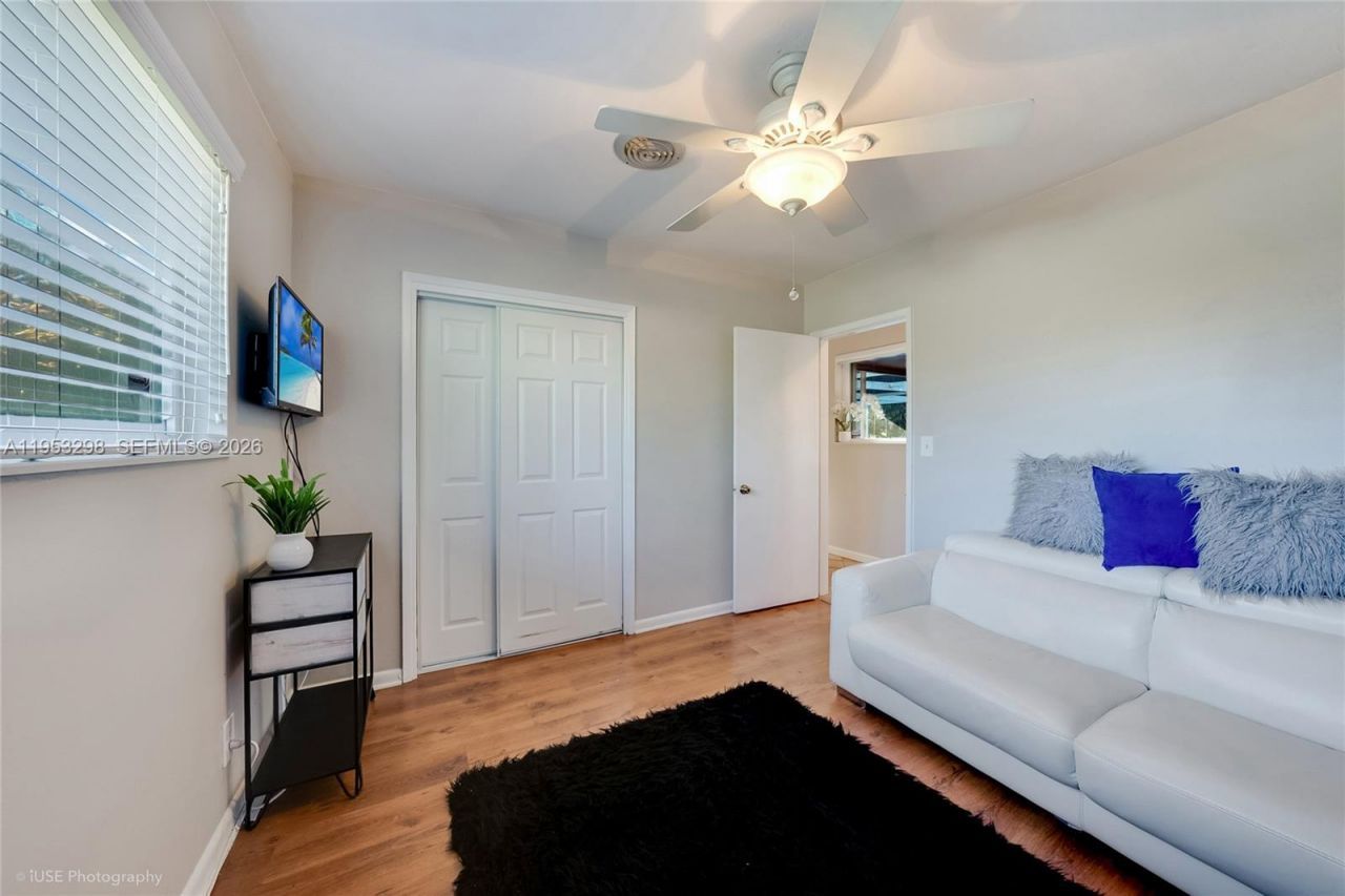 262 SW 54th Ave, Plantation, FL 33317 Photo