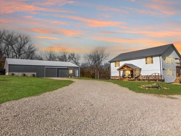 101 Old Hillcrest Road, Fair Grove, MO 65648