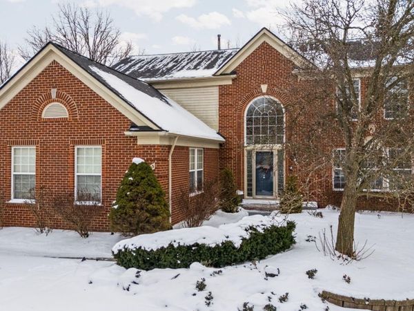 48893 Fifth Avenue, Canton, MI 48188