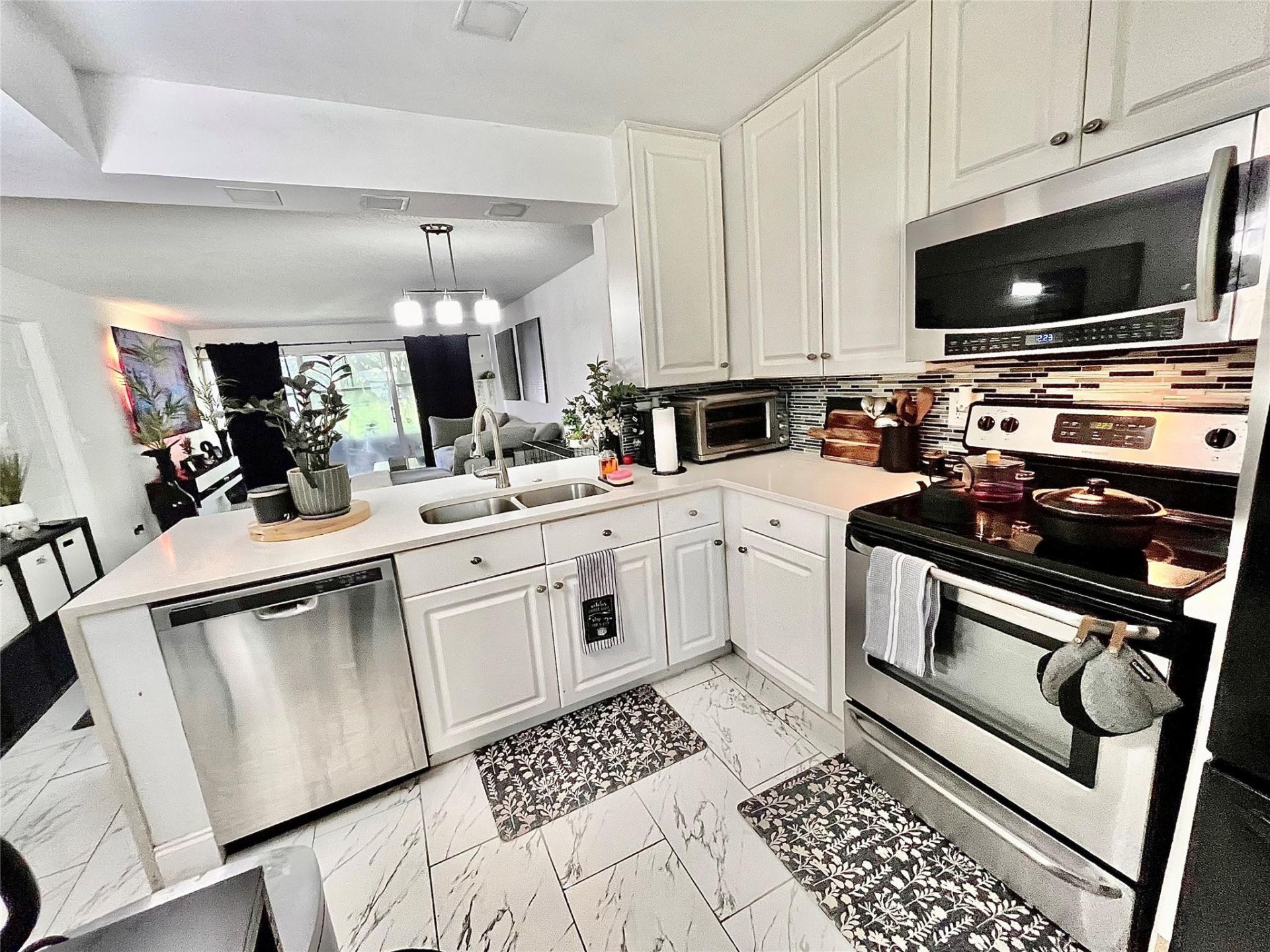 8301 Sands Point Boulevard, Unit 306S, Tamarac, FL 33321 Photo