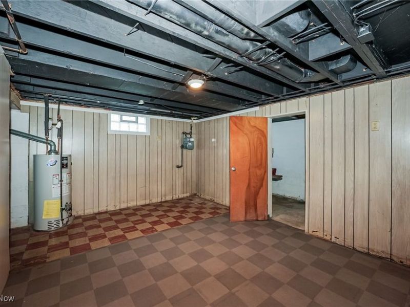 962 Iona Avenue, Akron, OH 44314 Photo 15