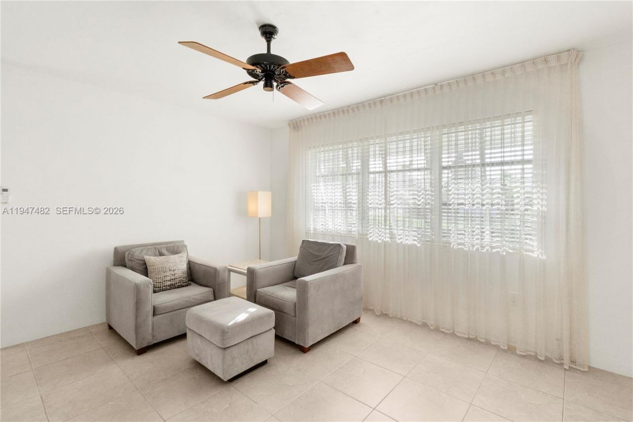 1541 NW 83rd Way, Pembroke Pines, FL 33024 Photo