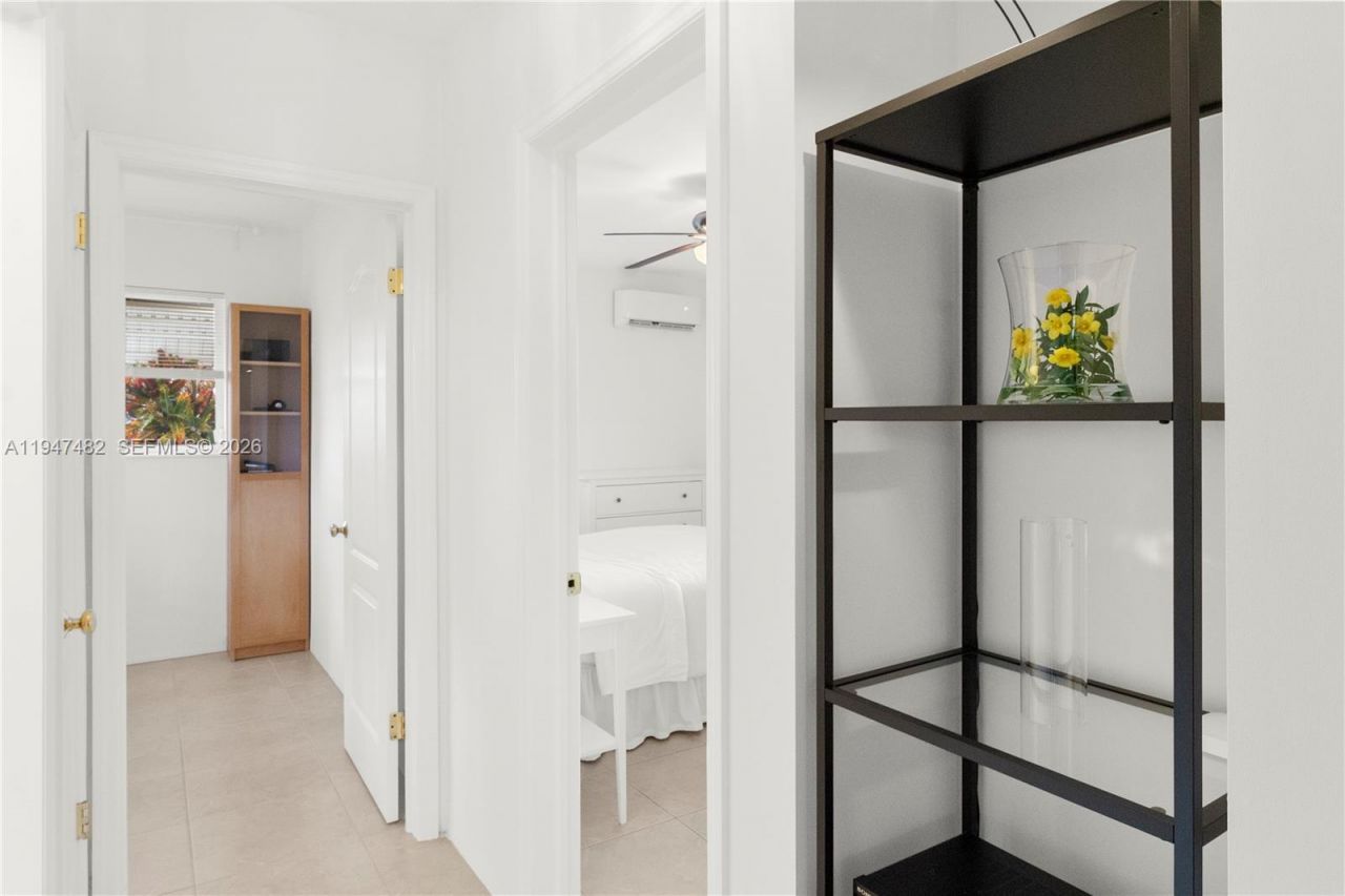 1541 NW 83rd Way, Pembroke Pines, FL 33024 Photo