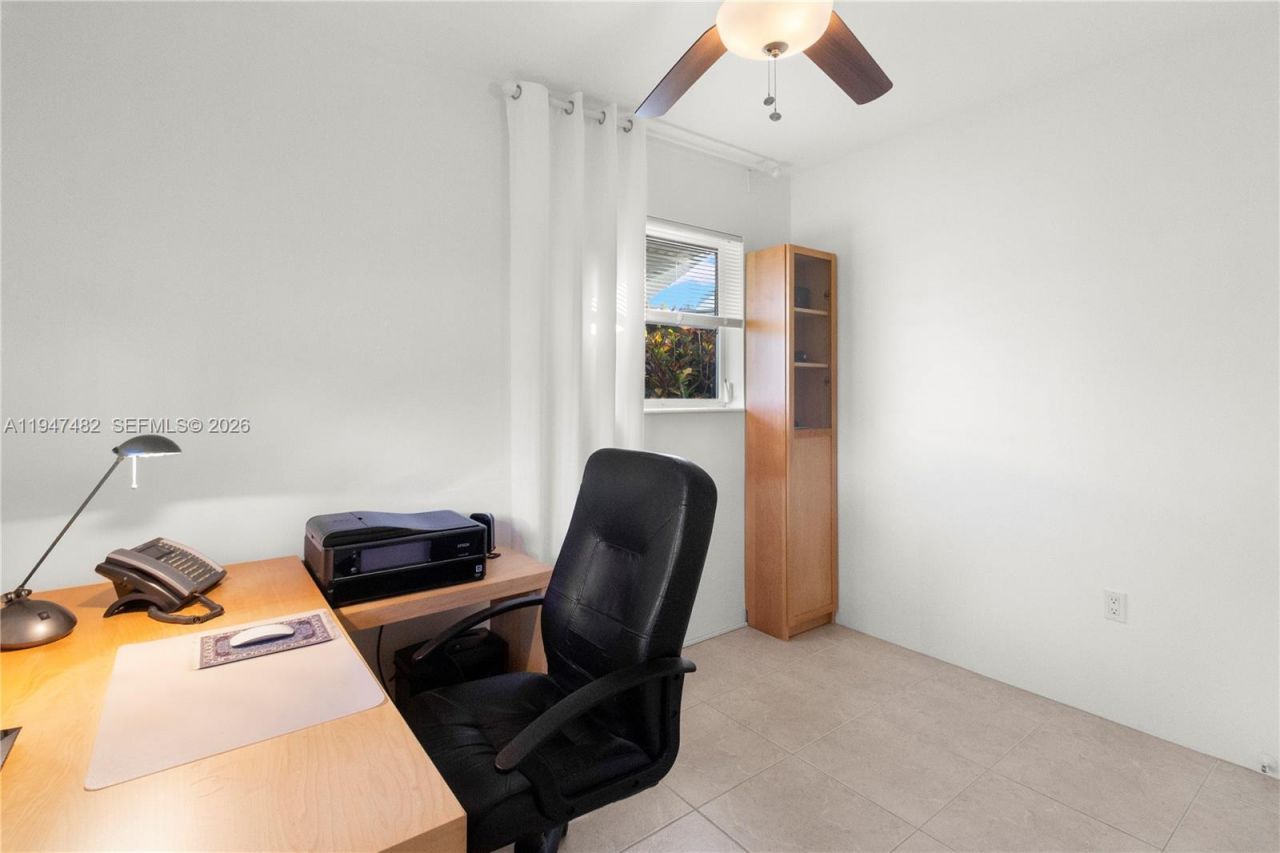 1541 NW 83rd Way, Pembroke Pines, FL 33024 Photo