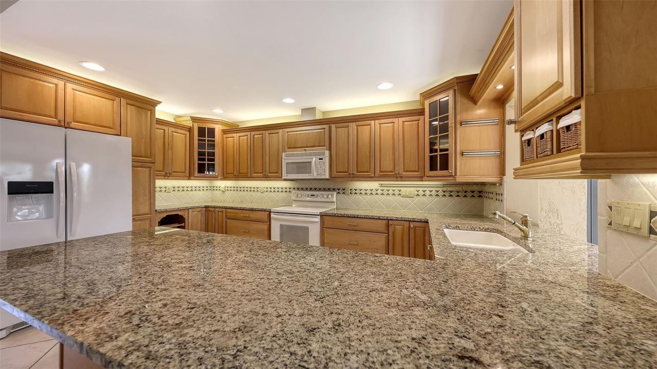 7603 Alhambra Drive, Bradenton, FL 34209 Photo