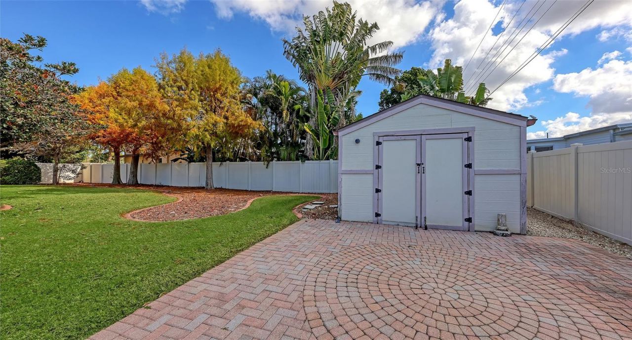 7603 Alhambra Drive, Bradenton, FL 34209 Photo