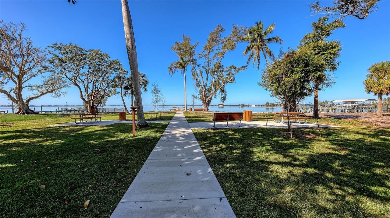 7603 Alhambra Drive, Bradenton, FL 34209 Photo