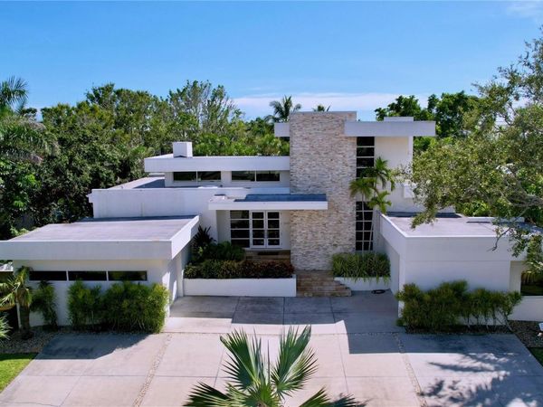 1347 HARBOR DRIVE, SARASOTA, FL 34239