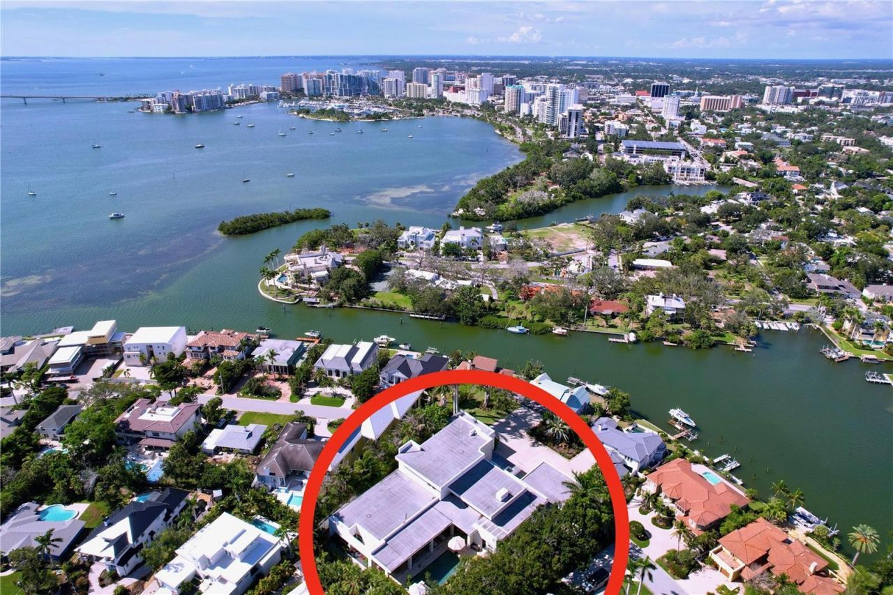 1347 Harbor Drive, Sarasota, FL 34239 Photo