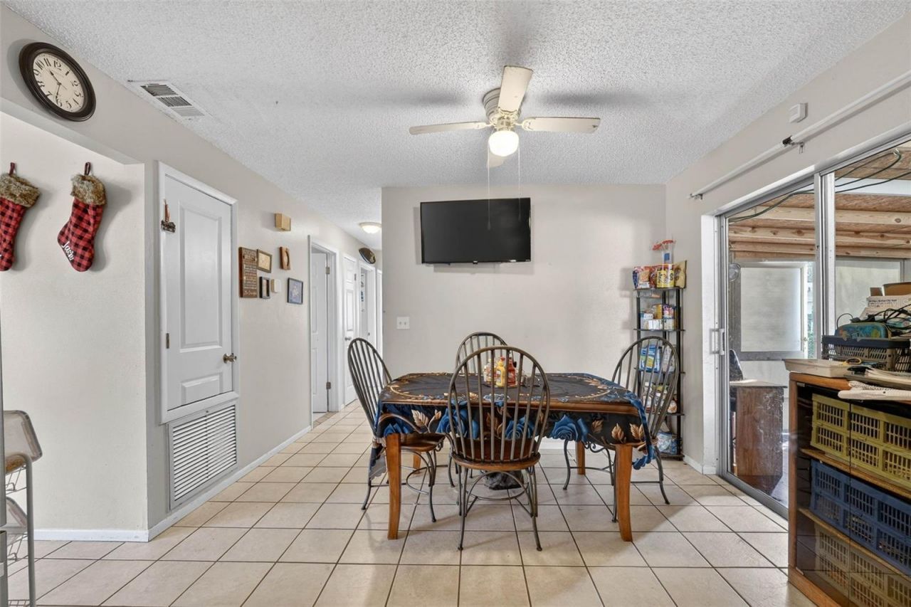 2613 Fowler Avenue, Auburndale, FL 33823 Photo