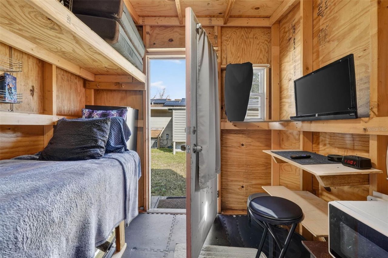 2613 Fowler Avenue, Auburndale, FL 33823 Photo