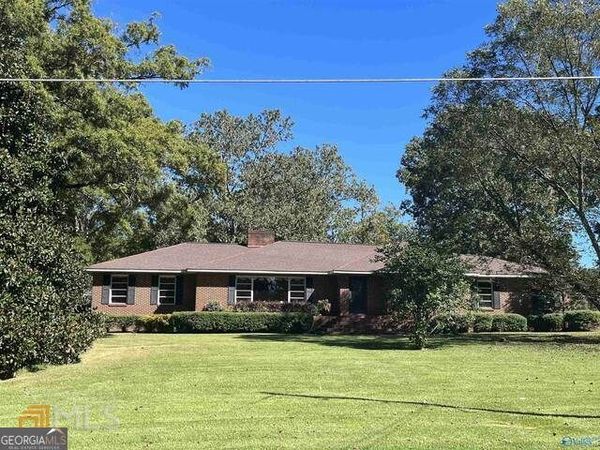 216 Iris Drive, Centre, AL 35960