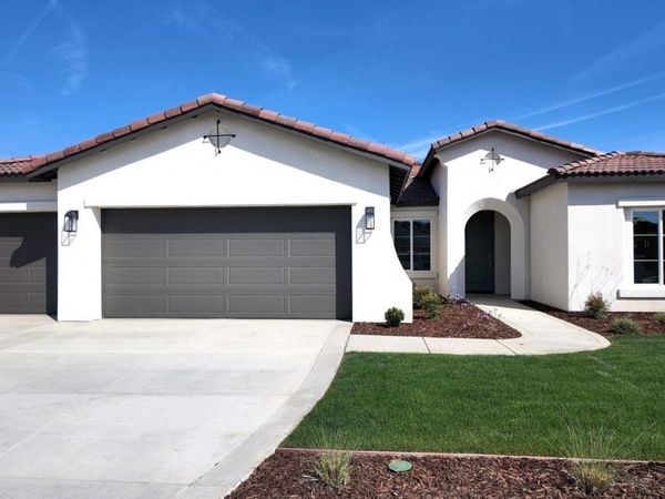 12716 Petaluma Court, Bakersfield, CA 93311