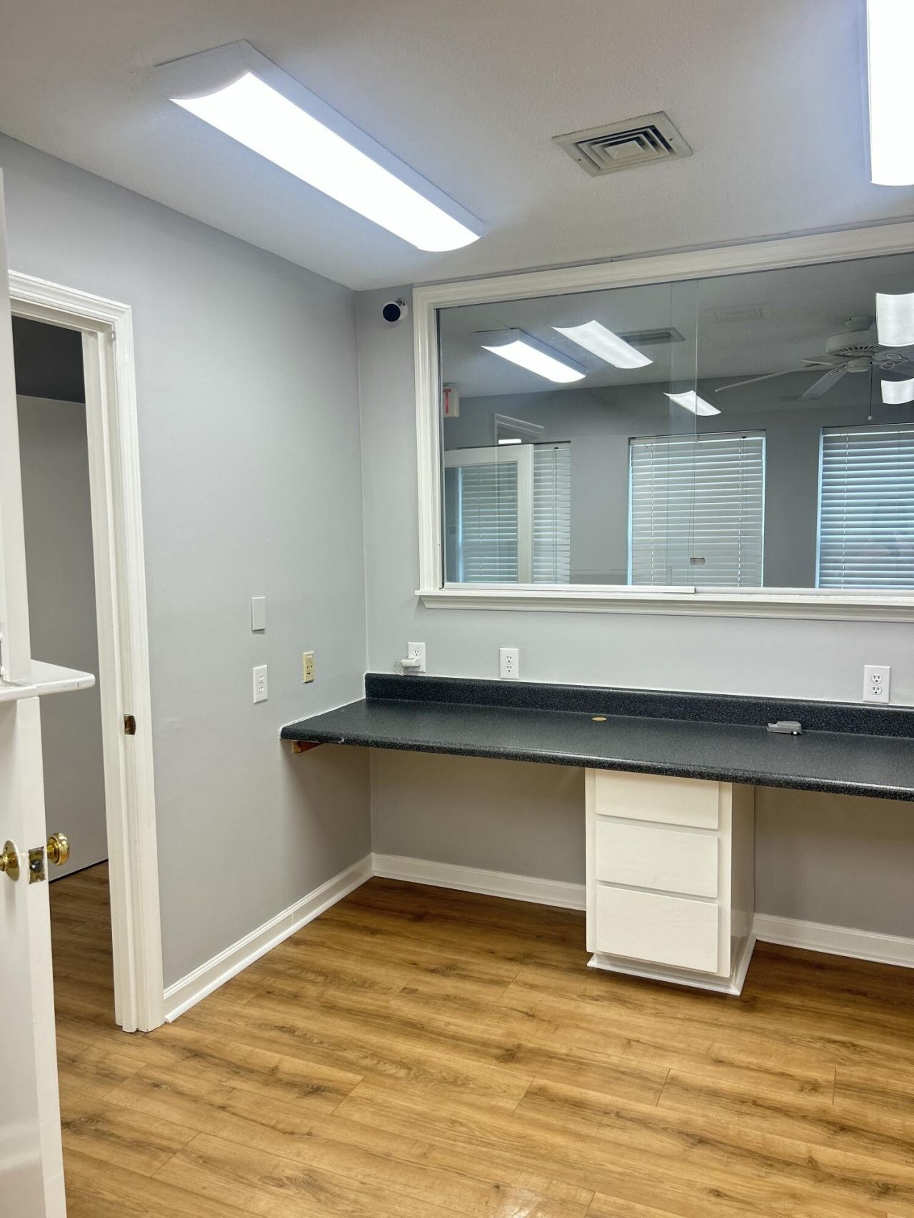 1606 Ashley River Road Photo 4