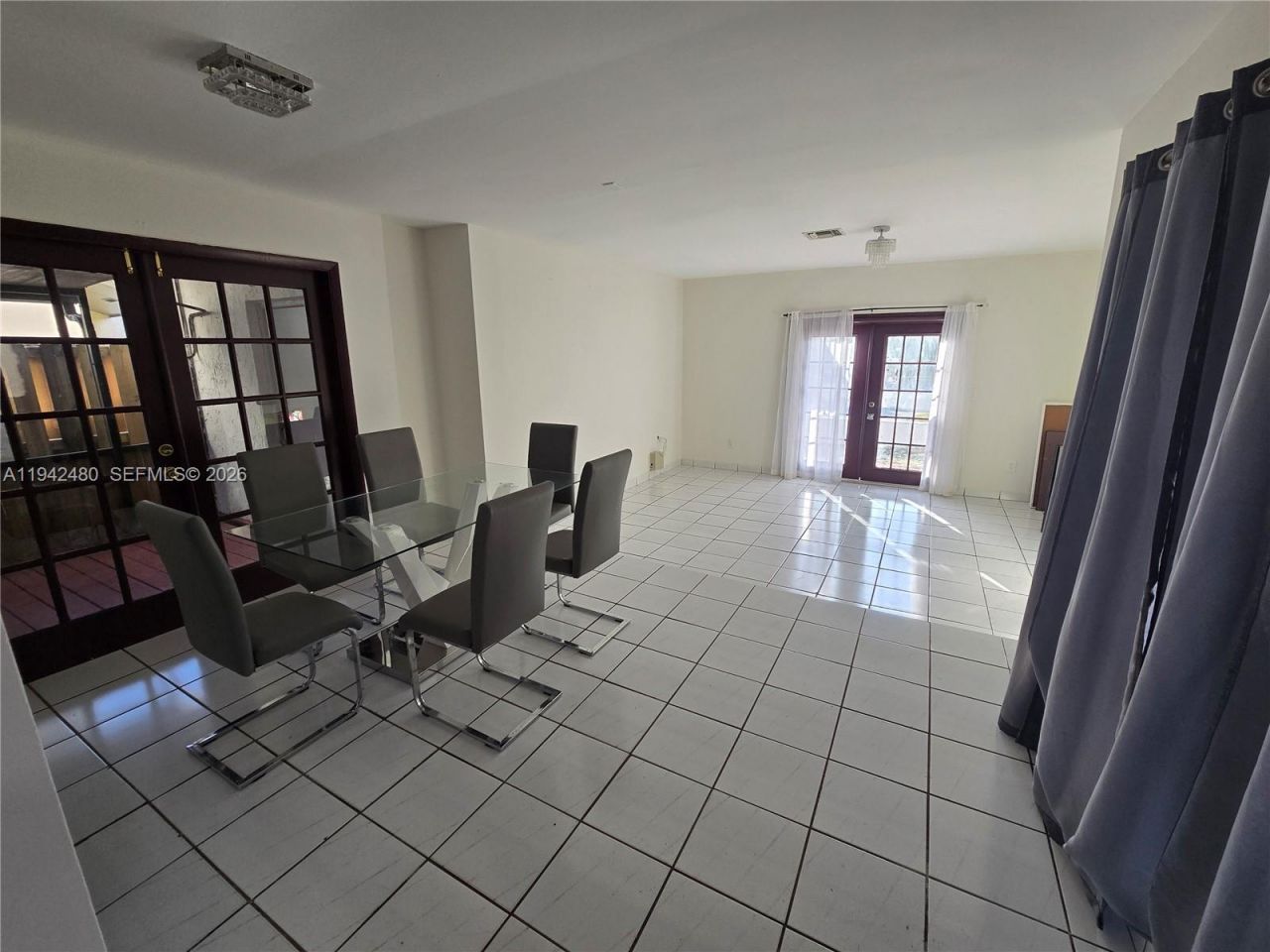 6905 SW 104th Ct, Miami, FL 33173 Photo