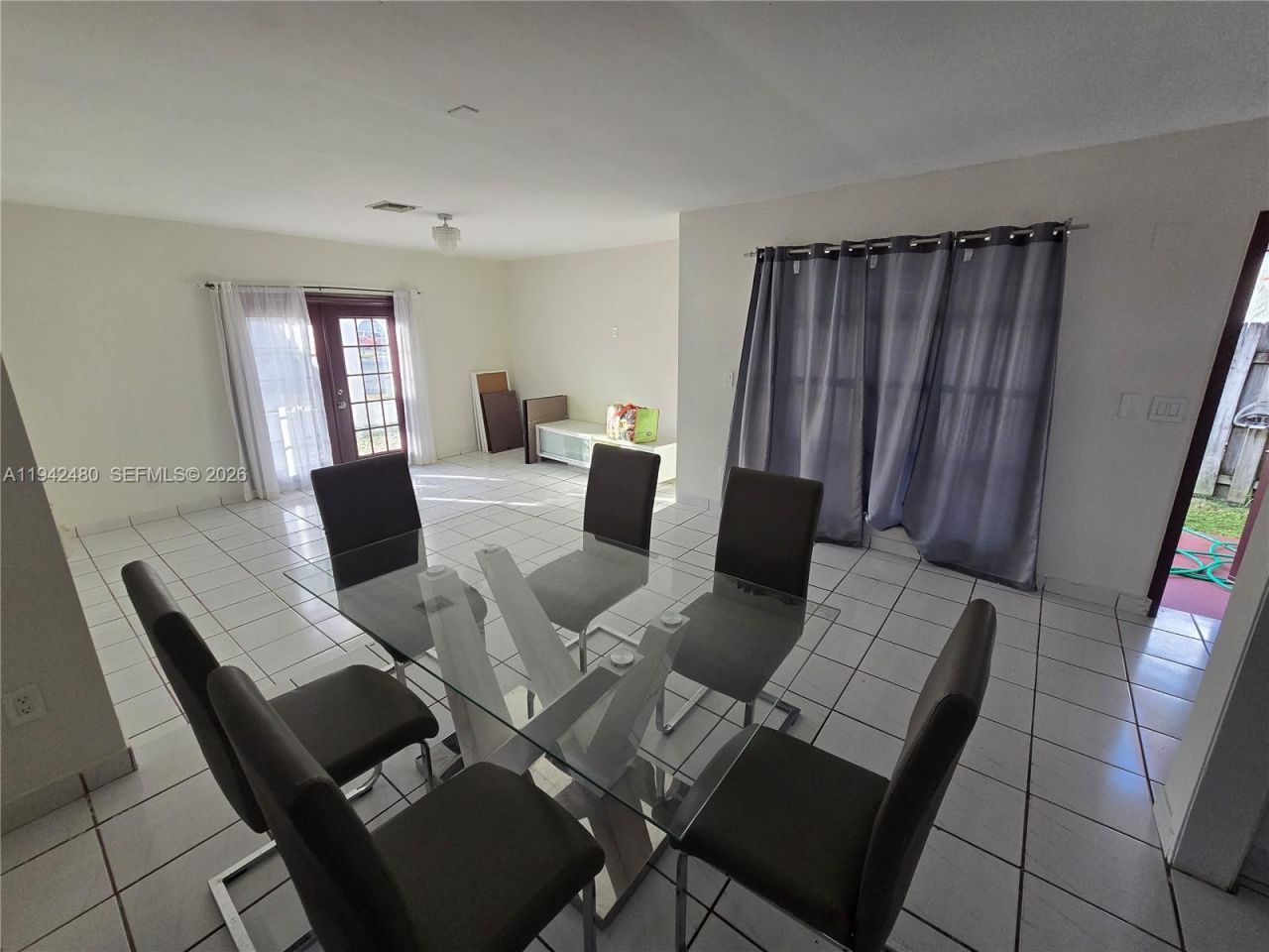 6905 SW 104th Ct, Miami, FL 33173 Photo