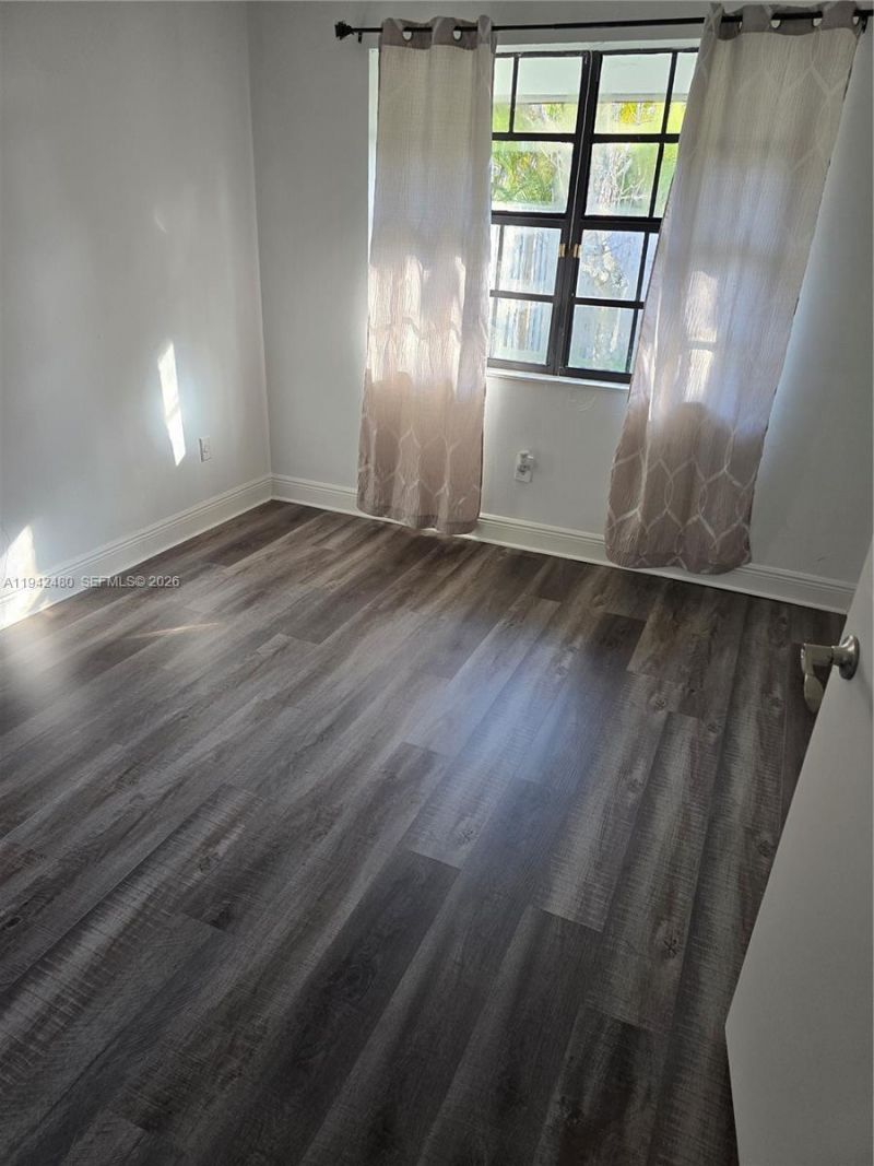 6905 SW 104th Ct, Miami, FL 33173 Photo