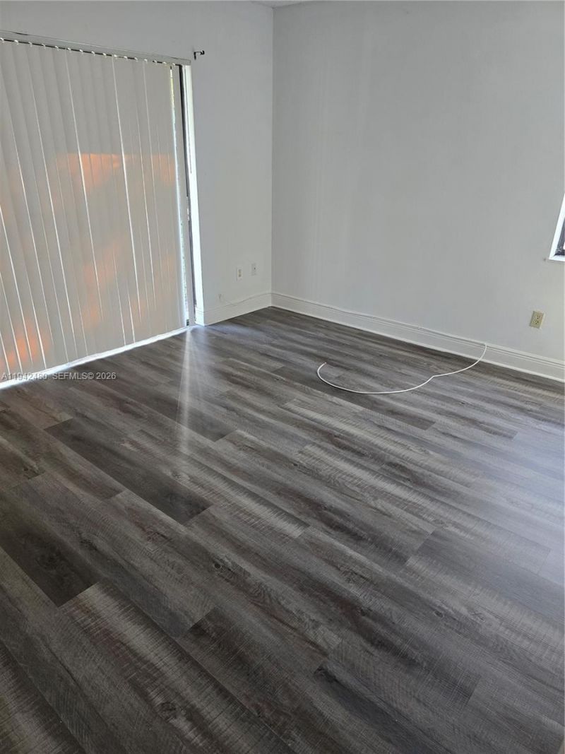 6905 SW 104th Ct, Miami, FL 33173 Photo