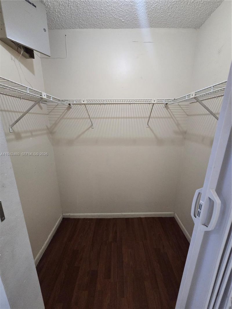 6905 SW 104th Ct, Miami, FL 33173 Photo