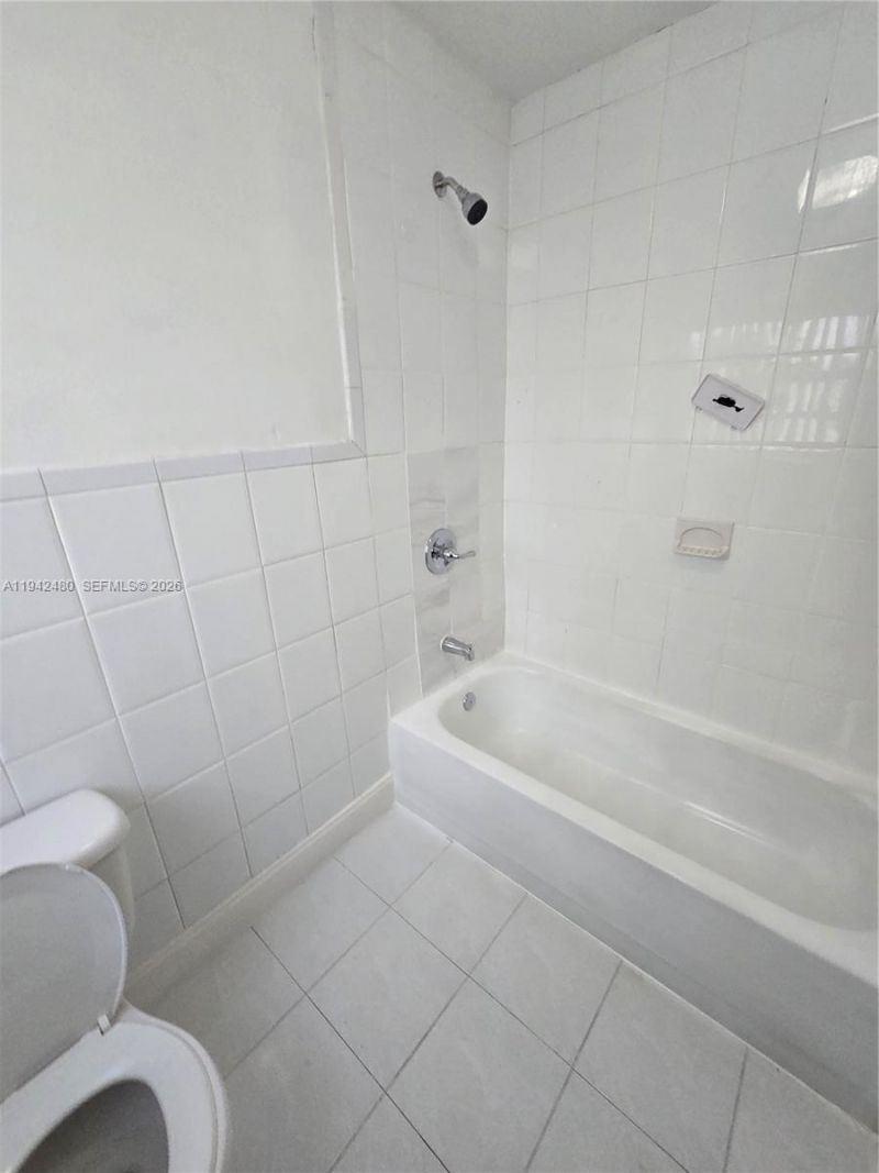 6905 SW 104th Ct, Miami, FL 33173 Photo