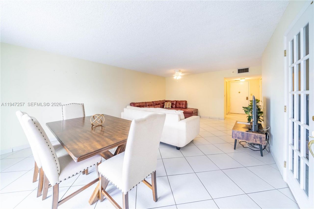 3800 S Ocean Dr , Unit 419, Hollywood, FL 33019 Photo