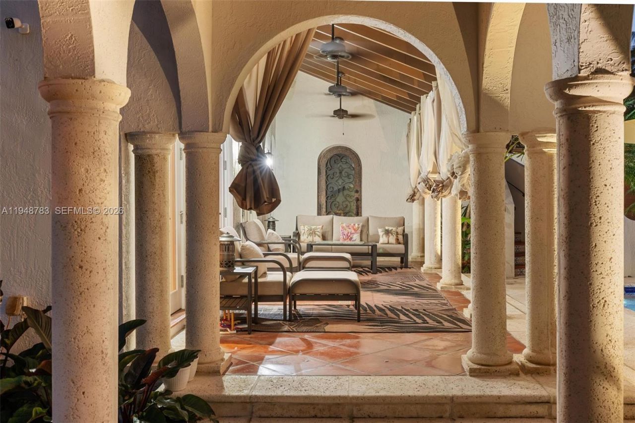 11011 Marin St, Coral Gables, FL 33156 Photo