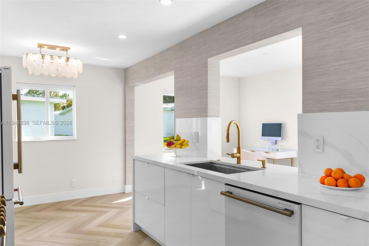 1581 NW 85th Ter, Plantation, FL 33322 Photo