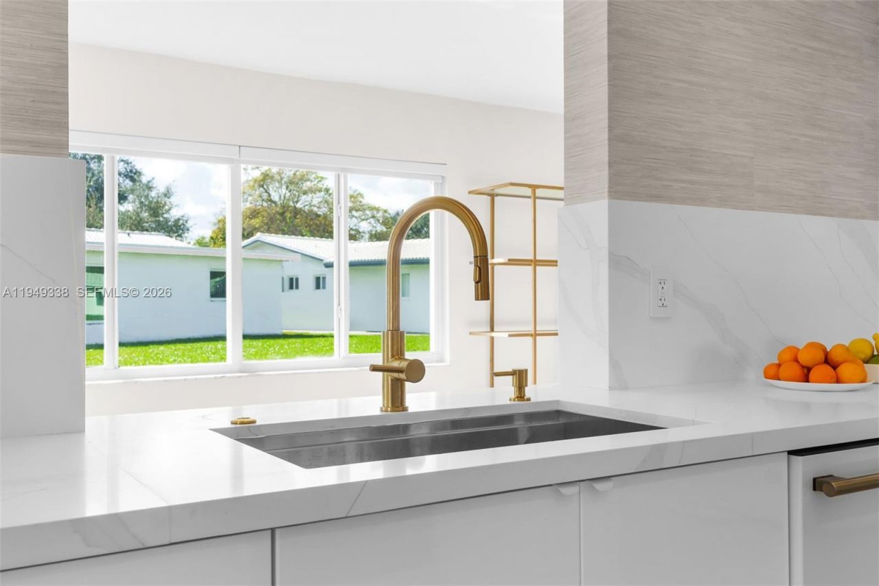 1581 NW 85th Ter, Plantation, FL 33322 Photo