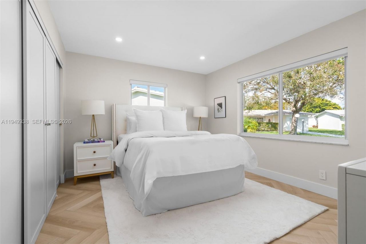 1581 NW 85th Ter, Plantation, FL 33322 Photo